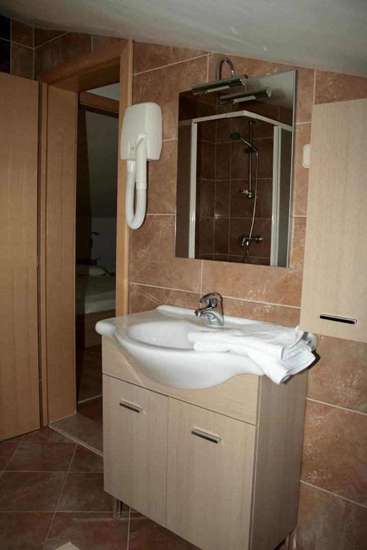Fineda Grande Apartments 포레치 외부 사진